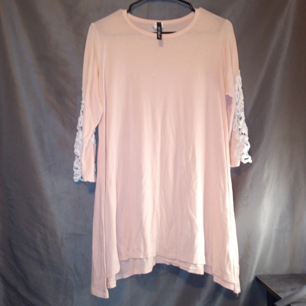 Lovely souls woman's peach tunic